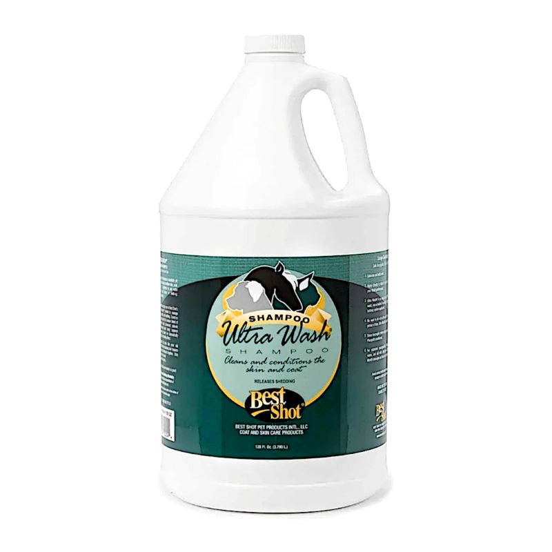 Best Shot Ultra Wash concentrated hypoallergenic, low-suds formula shampoo uses quaternized proteins and advanced cationic conditioning to revive the coat’s current state, enhance its appearance, repair, and postpone any future damage.