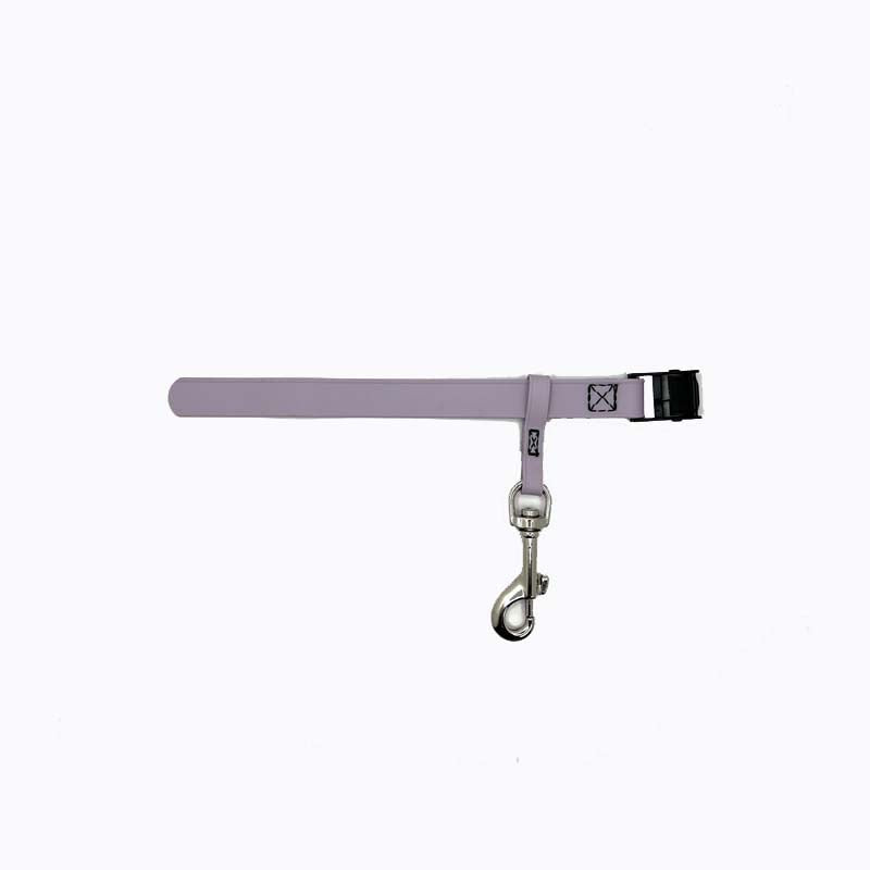 Our grooming loops safety tether is used to fit snuggly around your grooming arm and clip securely to the ring on our grooming loops. Biothane is easy to clean, odor resistant and comes in a variety of colors allowing for visual organization or a stylized workspace. Light Purple.