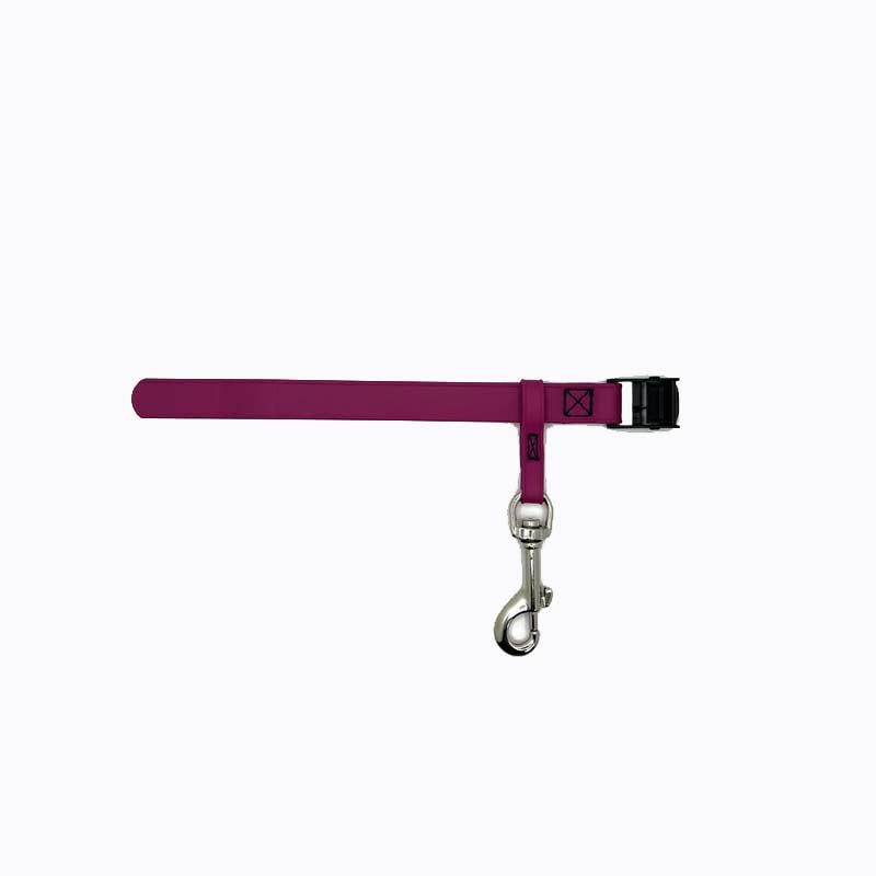 Our grooming loops safety tether is used to fit snuggly around your grooming arm and clip securely to the ring on our grooming loops. Biothane is easy to clean, odor resistant and comes in a variety of colors allowing for visual organization or a stylized workspace. Magenta