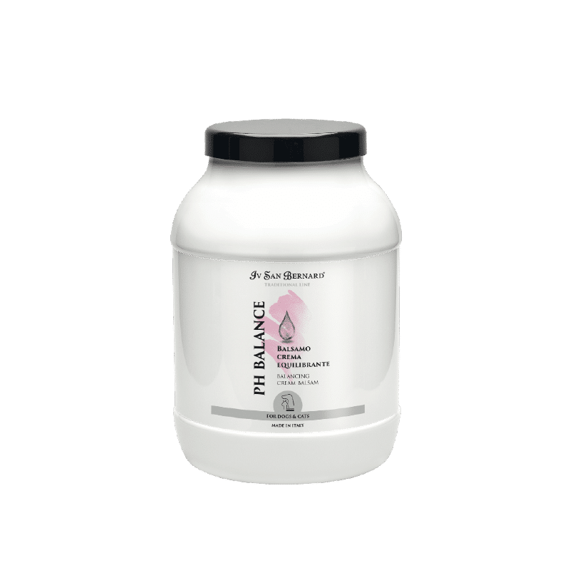 Iv San Bernard PH Balancing Conditioner for cats and dogs with sensitive skin and damaged coat due to environmental or health issues restores the natural protective layers of the skin and coat. The natural vitamins and minerals provide full nourishment. quickly absorbed by by the hair cuticle and skin layer. Addition of sunflower seed extract, boosts the moisturizing, conditioning and protective properties. This lightweight ingredient helps smooth out dry coat.