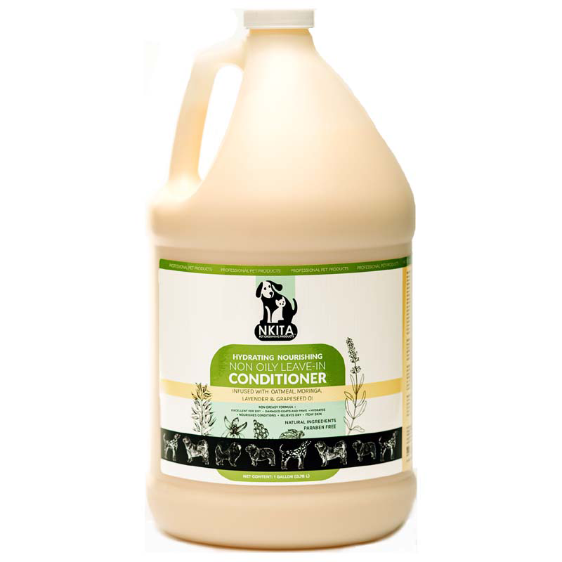 Nkita conditioner is a fast drying, non-greasy formula incorporating Moringa, Coconut, Grape Seed Oil, and Oatmeal to effectively hydrate, moisturize, and condition your pet's skin and coat. Ideal for addressing dryness and itchiness for all coat types, this formula is also lightly fragranced to deodorize and leave a fresh scent.
