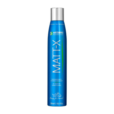 Artero Matt-X Professional Pet Conditioning Spray breaks down mats without harming the hair while actively conditioning the tangled area to make detangling easier. Works with all coats and can be used during and after bath.