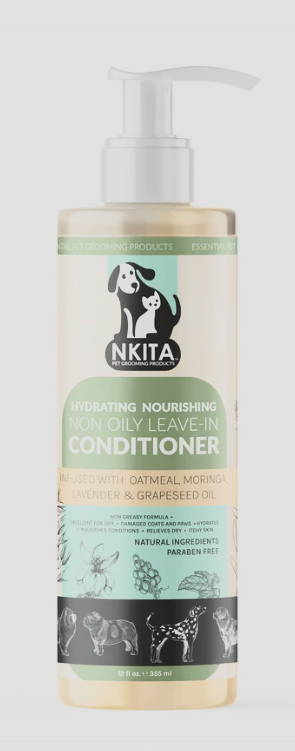 Nkita's Leave in Conditioner is a non-greasy formula using Moringa, Coconut, Grape Seed Oil, and Oatmeal to hydrate, moisturize, and condition your pet's skin and coat. Ideal for addressing dryness and itchiness for all coat types, our formula is also lightly fragranced to deodorize and leave a clean, fresh scent. 