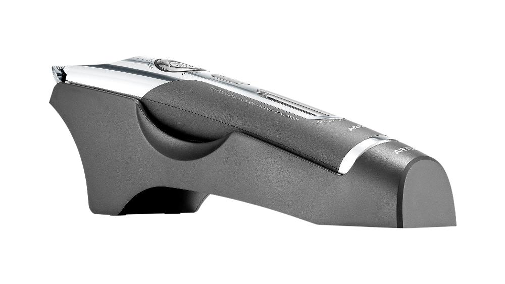 The Artero Spektra Professional Pet Grooming Clipper is lightweight, providing autonomy and comfort. It offers both cordless and plug-in options, and makes it easy to access hard-to-reach areas. This clipper operates quietly and smoothly, allowing for safer usage and smoother blending ability. With the range of blades available, you can precisely trim small areas, or use the comb attachments for longer styles. The Spektra features 5 adjustable speeds (5,000-7,000 rpm) and an LED display to indicate speed an
