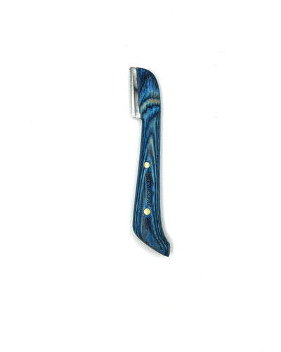 These carding tools by Greyhound were designed 20 years ago with industry expert input for their effectiveness with various coat types. The ergonomic wood handle is created to maximize comfort with a smooth finish wrapped around 3 sides. This set is for Right Hand dominant users. Left Hand dominant tools are available upon request.