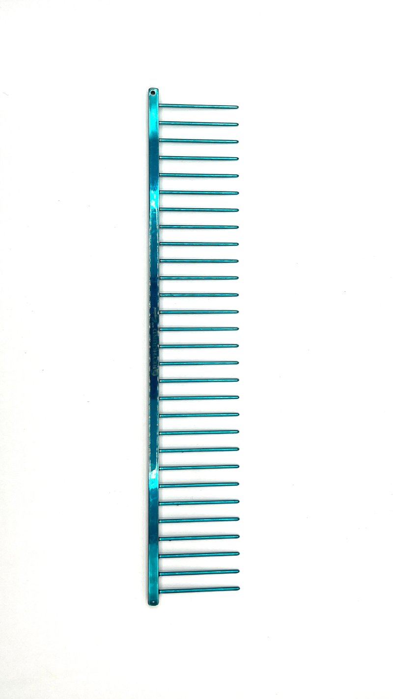 Greyhound Professional Pet Comb' Bitch Collection features a 9.875"L x 1.75"W Extra Extra Coarse tine which gives superior styling control for medium and long coat types. These versatile combs have been a staple of the pet grooming industry for over 100 years, and are available in the Candy Color Collection, Teal Candy.