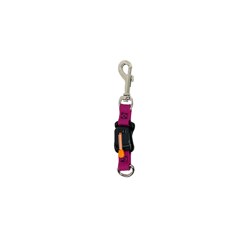 Our 6" grooming emergency safety quick release has a unique magnetic side safety lock with a pull tab release and swivel clasp perfect for table to tub use. This new safety quick release can be attached to grooming loops, belly bands and any other table safety tether used. All are made with Biothane which is easy to clean, odor resistant and comes in a variety of colors allowing for visual organization or a stylized workspace. Magenta
