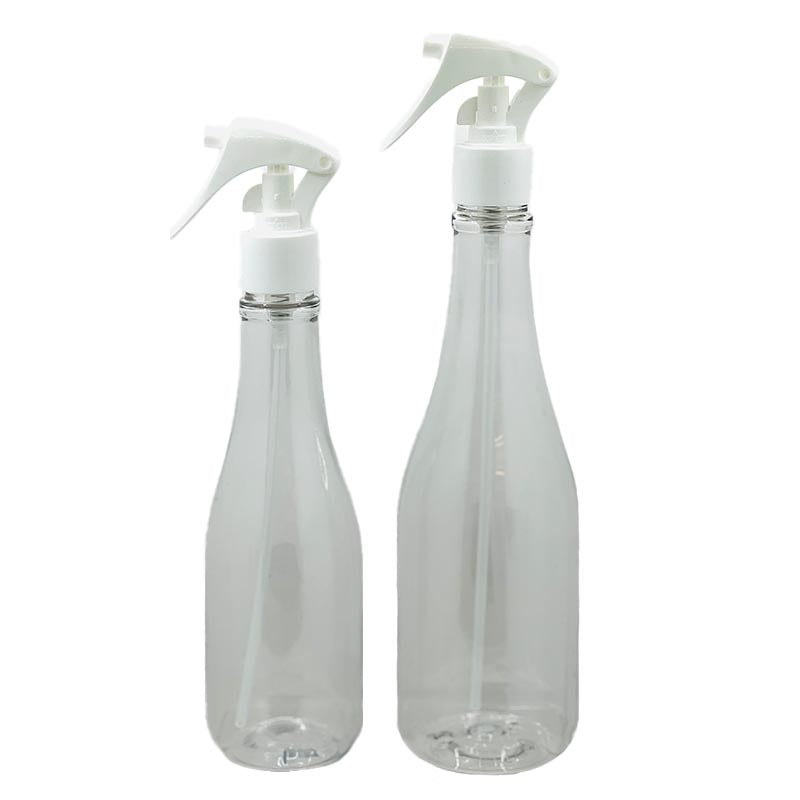 Our unique shaped long necked spray bottle fits well in the palm. The more ergonomic design helps fight hand fatigue in a busy professional grooming salon. For optimal dilution for finishing and conditioning products, Both sizes.