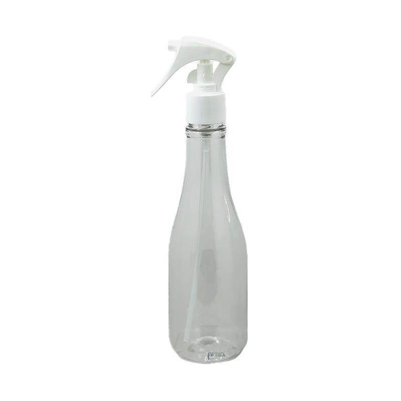 Our unique shaped long necked spray bottle fits well in the palm. The more ergonomic design helps fight hand fatigue in a busy professional grooming salon. For optimal dilution for finishing and conditioning products, 8 ounces.