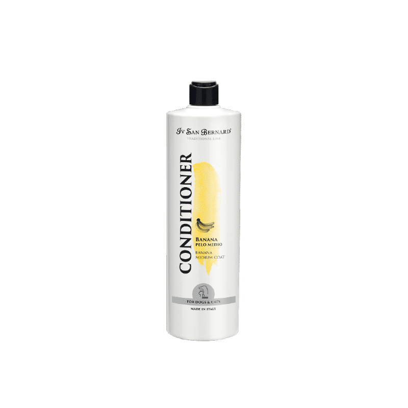 Iv San Bernard Traditional Banana Pet Conditioner is specially formulated for dogs with medium coats. The emollients soften and penetrate the hair shaft to retain moisture, prevent dryness, increase volume and shine while reducing static electricity and coat breakage. Utilizing menthol, the formula promotes blood circulation to stimulate hair growth. 1000ml.