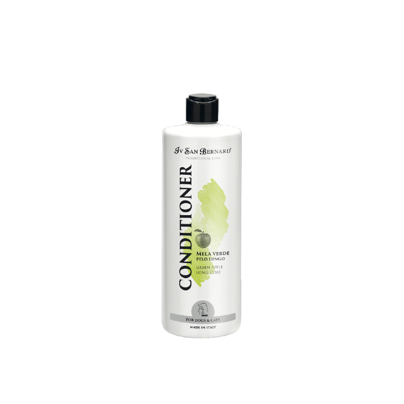 Iv San Bernard Traditional Green Apple Pet Conditioner is specially formulated for breeds with long coats. The emollients soften and penetrate the hair shaft to retain moisture, prevent dryness, increase volume and shine while reducing static electricity and coat breakage. Utilizing menthol, the formula promotes blood circulation to stimulate hair growth. 500ml.