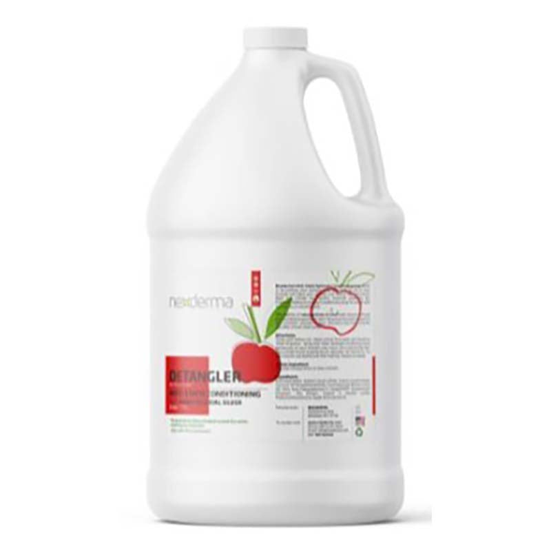 Nexderma Anti-Static Detangling Pet Conditioning Spray helps de-tangle pet’s coats with ease. This highly specialized no-rinse formula with coconut and oat extract, castor oil and Vitamin E makes the coat feel luxuriously soft while quickly untangling difficult mats. The additional silver nanoparticles provide natural antifungal and antimicrobial protection to guard against skin issues, fungal infections, wounds, and more. Added natural essential oils leave a pleasant scent. Apple 1 Gal